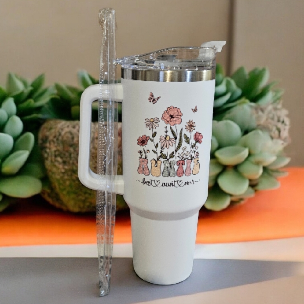 White Best Aunt Ever 40oz Tumbler New In Box (Slight Box Damage See Pics)